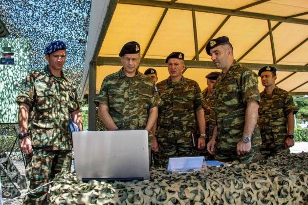 Έφοδος του Αρχηγού ΓΕΣ στην 181 Μοίρα Κατευθυνόμενων Βλημάτων «HAWK» (εικόνες)